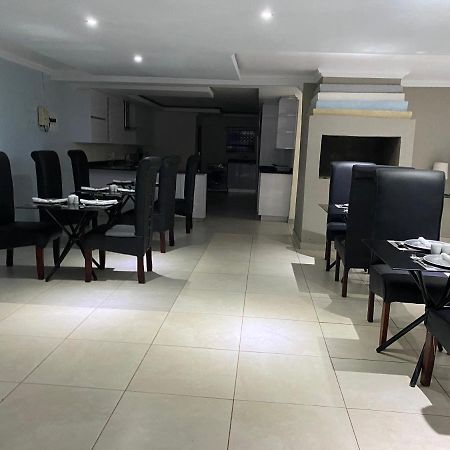 Esther Palace Thohoyandou Εξωτερικό φωτογραφία