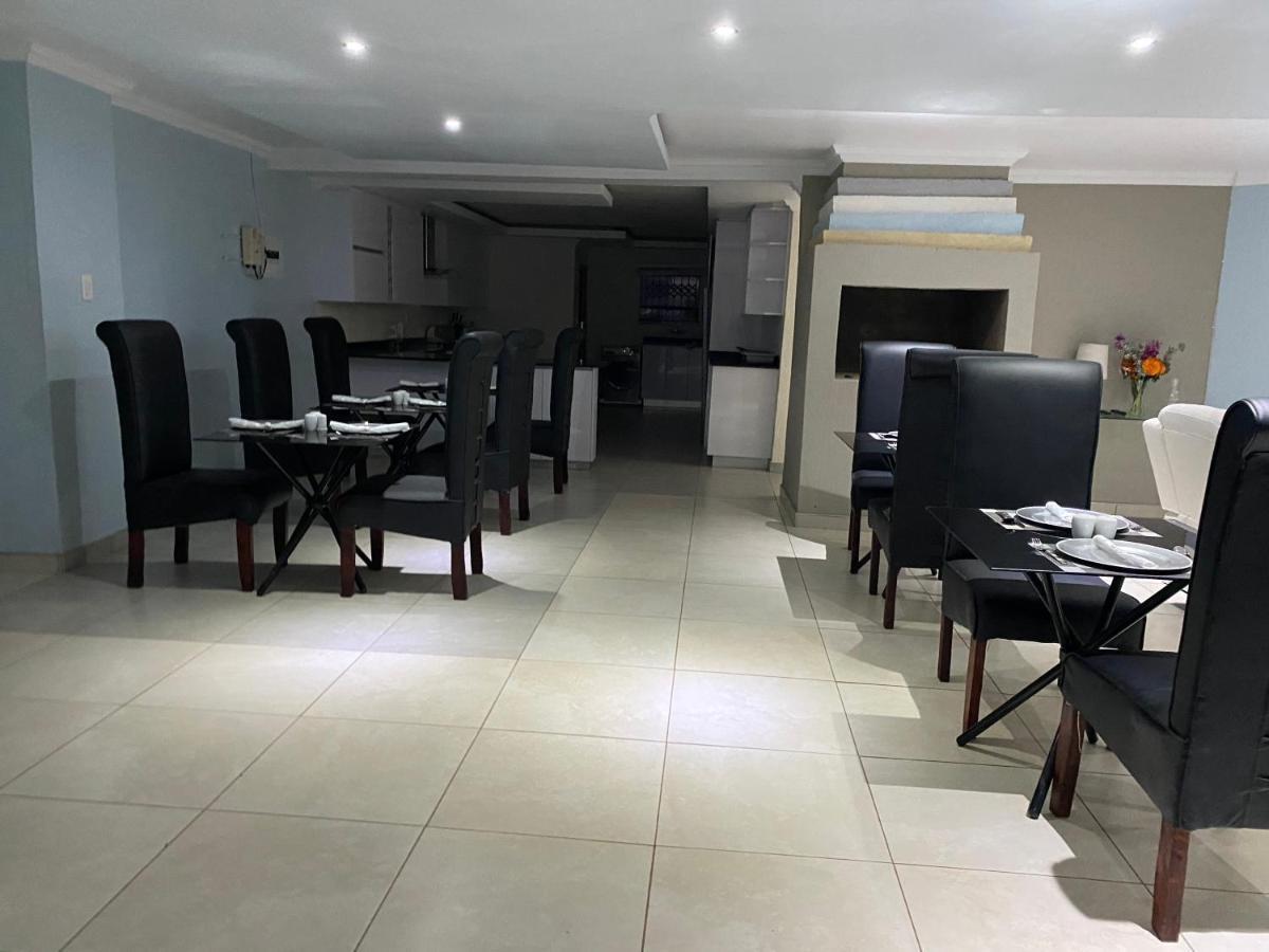 Esther Palace Thohoyandou Εξωτερικό φωτογραφία